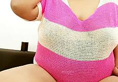 i love this sexy big tits girl