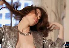 Outgoing sexy petite brunette model on dream date