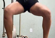 Brave woman dares to lick pussy in the gym