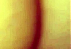 ऑइल्ड बिच पूछती है, मुझे और जोर से चोदो?