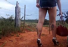 I stuc my big coc in the blond