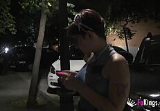 बस्टी युवा मेराकी ने स्पेनिश सड़कों पर मुफ्त पब्लिक ब्लोजॉब दिए