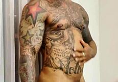 टैटू वाला स्ट्रेट डॉक्टर को हॉस्पिटल में इंटेंस चुदाई देता