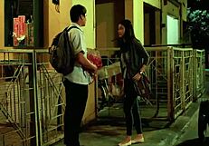 Enrique Gil and Liza Soberano kissing passionately 😘