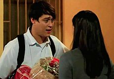 Enrique Gil and Liza Soberano kissing passionately 😘