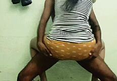 Desi Girlfriend Boyfriend Hotel Sex Viral Video