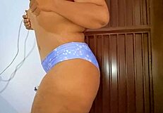 i feel very horny as an ebony milf recording myself masturbating