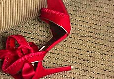 Maxine x fucks pussy with heels!