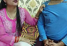 सारा, वैलेंटाइन रोज़ डे पर तेरा फुटजॉब कमाल का लगा