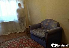 Her tight pussy gets intensely fucked in doggystyle position