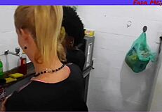 Eu e minha amiga fomos flagradas transando no horario de trabalho quer saber oque aconteceu completo no xvideos red flakael vlogs