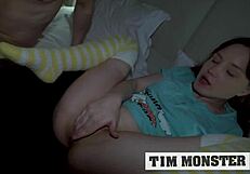 सौतेले भाई के साथ सौतेली बहनों की पहली चुदाई यादगार