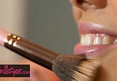 mom knows best jenna sativa lynn vega pre scene warmup twistys