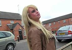 i undress and masturbate in the car waiting for cock