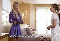 सौतेली बेटी रोलप्ले में प्यार महसूस करती है