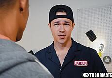 ज्यादा लंड वाला रिपेयरमैन क्लाइंट को स्पेशल सर्विस देता - जेडन मार्कोस और एजे स्लोअन