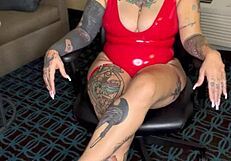 Heel Dangle Danger with Fat Curvy Milf's Tattooed Pierced Toes and Big Ass Fetish!