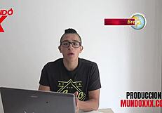 Reporter with foot fetish fucks blonde model 😍