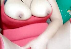 Sexy chubby sends porn to stepbrother and seduces him over