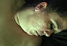 स्टेप मॉम का प्रेटी फेस कवर होता है कम से जर्क ऑफ के बाद एमेच्योर बीबीडब्ल्यू ऐक्शन में