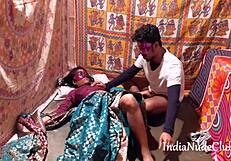 हॉट भाभी ने एक्स के साथ देसी चुदाई की तलब लगाई वाइल्ड संतुष्टि के लिए