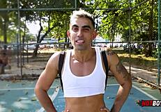 I gave it to the young cariocas in intense gay anal fucking