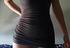 Hey babe, keep fucking that dildo deeper - Maiskii