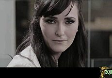 beauty squirts after intense pussy licking and fingering session