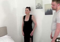 Milf Scarlet Louise engages in rough sex with Chris Cobalt in agedlove quickie