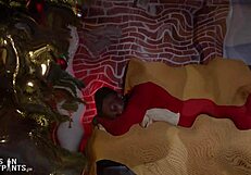 Want a Christmas creampie from my monster cock?