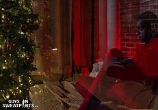 Want a Christmas creampie from my monster cock?