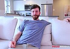 पेगास प्रोडक्शन्स - Nikki Prime ने नई गोरी को थ्रीसम के लिए तैयार किया