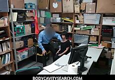 hot thief penelope reed deals with officer