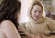 लैटिना लेस्बो प्रेमी ने उग्र उंगली के साथ दबदबा बनाया