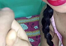 In this homemade video, the boyfriend gives a big cock blowjob and licks her shaved pussy to orgasm