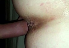 सेक्सी गांड वाली वाइफ वाइब्रेटर के साथ डॉगी के लिए झुकती है