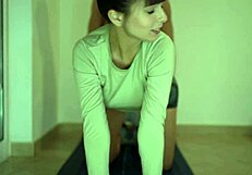 Can't resist that bubble butt? Fitness instructor dives into a hard quickie fuck.