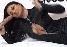 Sofia Cucci In Latex Part 1 - Webcam Toys And Squirting?