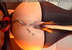 बंधी हुई लड़की को BDSM गांड ट्रेनिंग में क्रीमपाई मिला