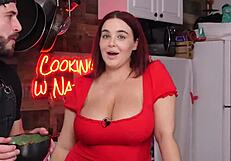 I'm always horny in the kitchen with my big tits 😏🍑