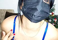 अरे वाह! सौतेली बहन ने टाइट चूत में रॉड डालकर लुभाया और झड़ गई!