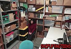 Amateur Thief Gets Facialized Hard!