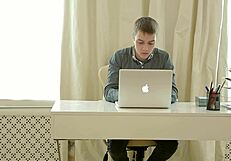 Young Teen Engi Gets Wild with Boyfriend in Bed