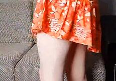 Twerking Big White Ass Sissy Crossdresser in Amateur Gay Webcam Show