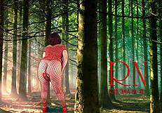 grow up like a tower, giant secretary shocks manager with her height in office