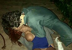 माइकल मायर्स देवी वीनस अफ्रोडिटा को मॉन्स्टर कॉक से आउटडोर्स में स्लैम करता है