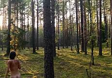 मेरी जंगली गर्मी में झील पर एनल धमाका और क्रीमपाई!