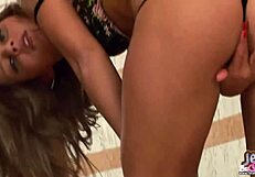 let me shake my skinny ass for you in jeans