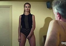 Hot Tinder date goes wild with intense old man banging