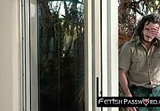 Sensational cutie Joseline Kelly eats enormous cumshot